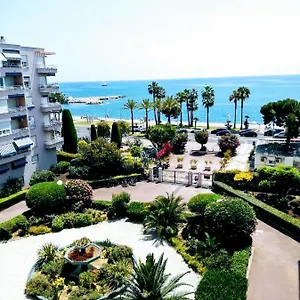  Apartment Les Galets Bleus